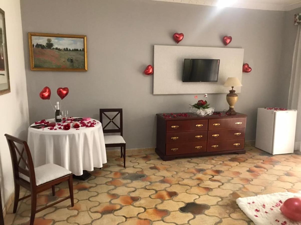 Vale Do Encantado Park Hotel Fazenda Guararema Bagian luar foto